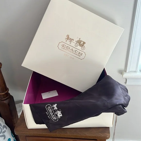 Coach~14968 Julia Leather Hobo Bag Brown with Original Box and Protective Bag - Picture 4 of 6